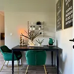 Frank No2 - Klagenfurt - Free Parking, Smart-tv & Self Check-in شقة كلاغنفورت