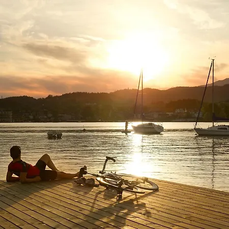 Klagenfurt Frank No2 - With Free Parking, Smart-tv & Self Check-in شقة