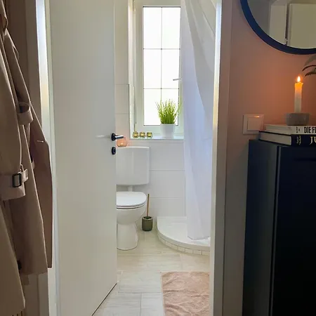 Klagenfurt Frank No2 - With Free Parking, Smart-tv & Self Check-in شقة *