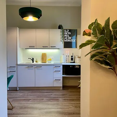 Frank No2 - Klagenfurt - Free Parking, Air Conditioning, Smart-tv & Self Check-in Apartamento